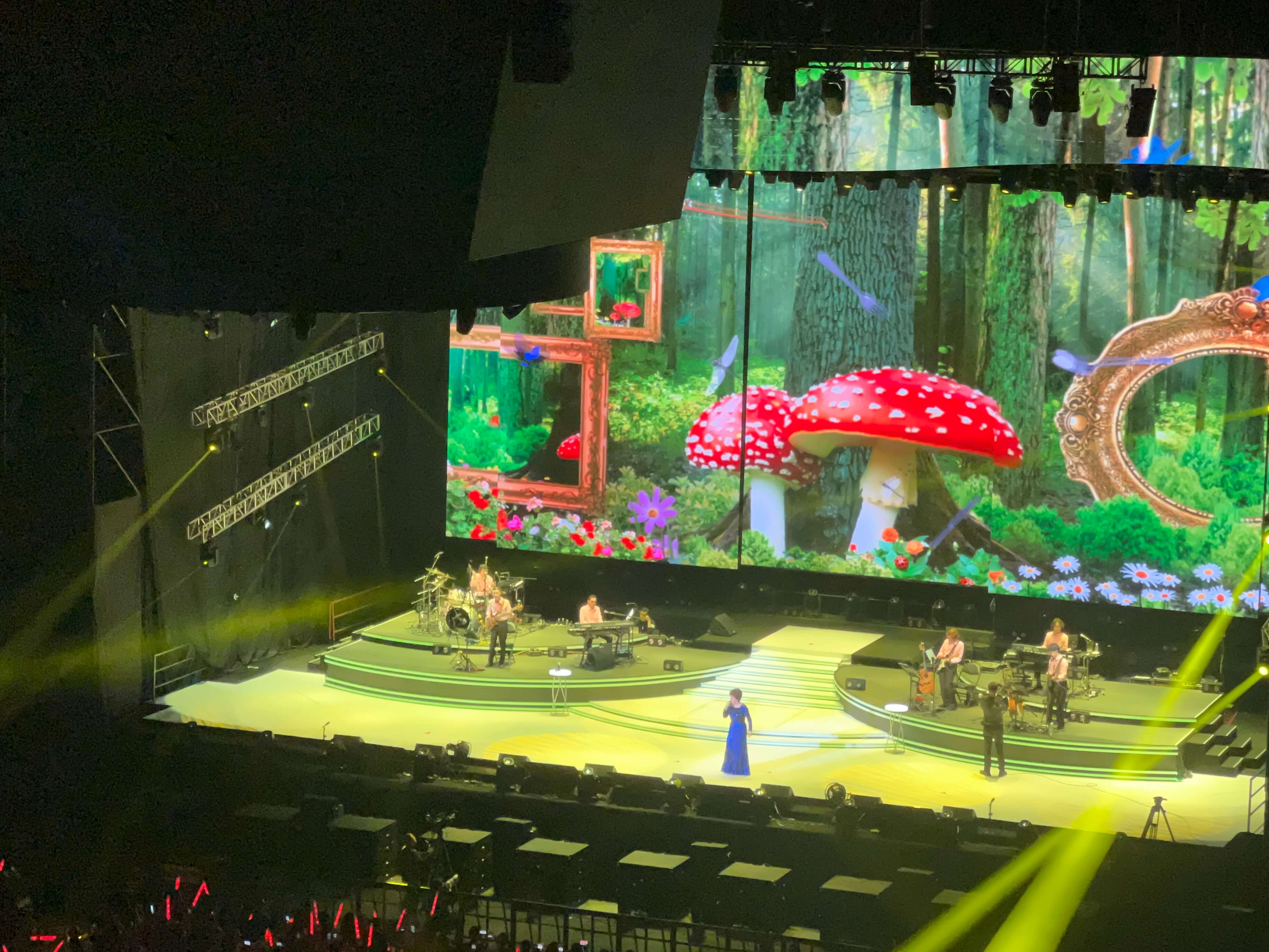 03_stage.JPG